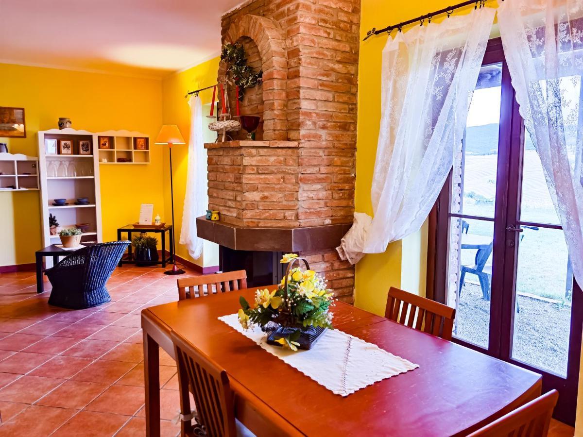 Poderino San Cristoforo Lajatico Extérieur photo